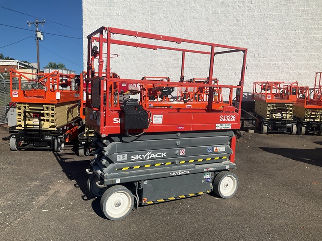 2022 Skyjack SJ3226 Electric Scissor Lift