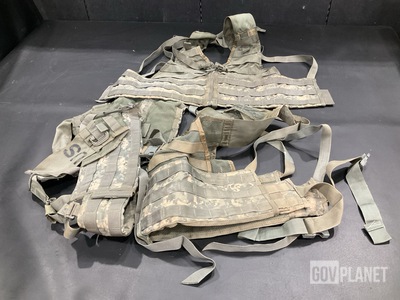 (100) Fighting Load Carriers