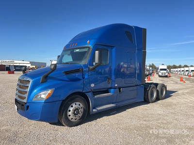 2020 Freightliner Cascadia 126 6x4 Sleeper Truck Tractor