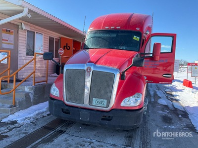 2019 Kenworth T680 6x4 Cabeza Tractora Cabina Dormitorio