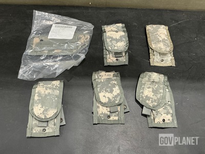(1,189) M4 Two Mag Pouches