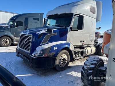 2012 Volvo VNL 6x4 Cabina con cuccetta per trattore stradale (Inoperable)