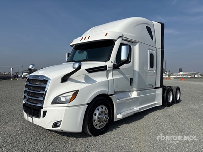 2021 Freightliner Cascadia 126 6x4 T/A Sleeper Truck Tractor