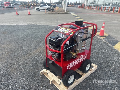 Easy-Kleen Magnum Gold Pressure Washer (Unused)