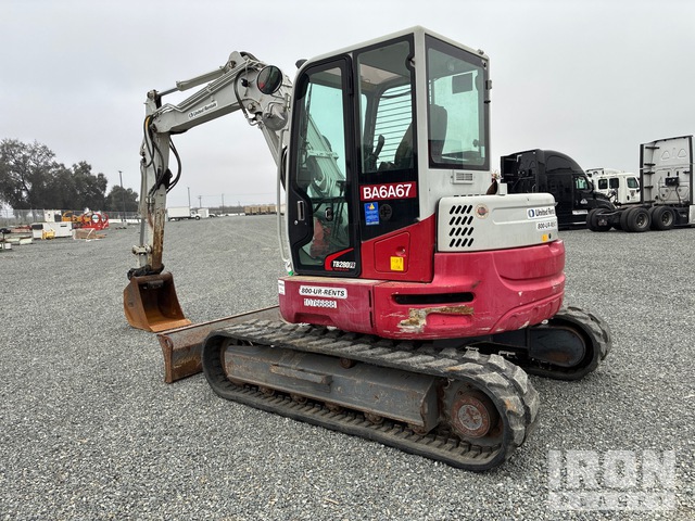 EXCAVADORA 2018 TAKEUCHI TB280FR