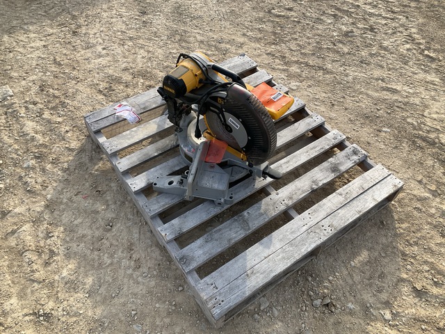 Dewalt DW716 Miter Saw