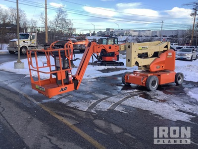 2011 JLG E400AJPN 2WD Electric Articulating Boom Lift