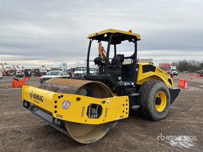 2023 Bomag BW211D-5 Smooth Drum Compactor