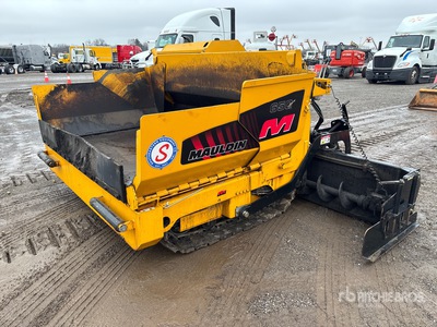 2022 Mauldin 650 Track を見 Paver