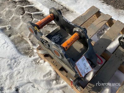 2022 Wain-Roy وصلة حفارة - Fits Kobelco SK35 (Unused)