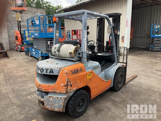 MONTACARGAS 2012 TOYOTA 8FGU30