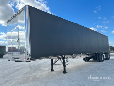 2015 Reitnouer Conestoga 48 ft Curtain Side Trailer