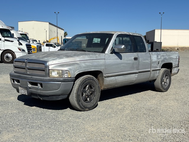 1996 Dodge Ram 1500 1996 Dodge Ram 1500 4X2 Extended Cab Pickup
