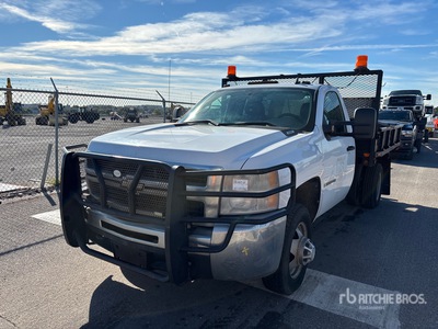 2009 Chevrolet Silverado 3500HD 4x2 Dump Truck