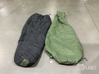 (24) Sleeping Bags