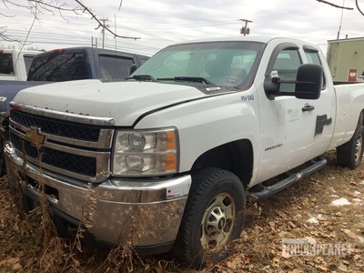 2013 Chevrolet 2500 SILVERADO 4x4 Extended Cab Pick Up (Inoperable)