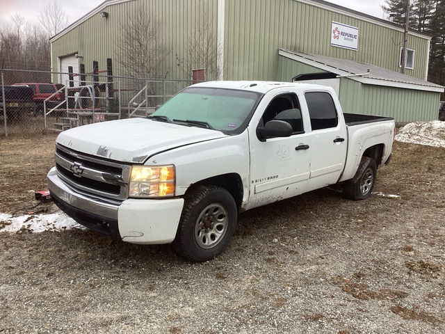 2008 Chevrolet Silverado 1500 4x4 Crew Cab Pickup