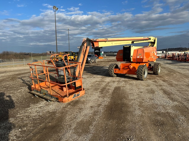 2016 JLG 800AJ 4WD Diesel Articulating Boom Lift