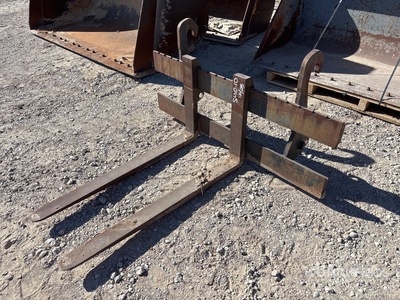 JRB 210EE 48 in Q/C Wheel Loader Forks