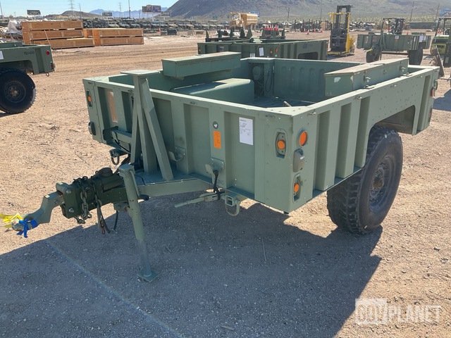 US ARMY Tank Automotive Command M1102 Cargo Trailer