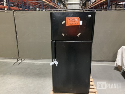 Frigidaire FFTR1814QB4A Refrigerator