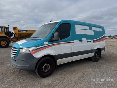 2019 Freightliner 2500 Sprinter Cargo Van