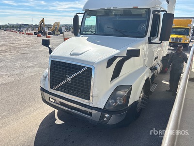 2014 Volvo VNL Tracteur routier couchette