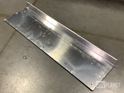 (13) 10862532 Hull Door Retainers