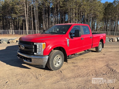 2017 Ford F-250 XL 4x2 Crew Cab Pick Up