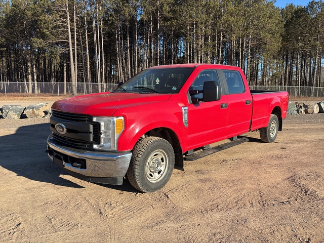2017 Ford F-250 XL 4x2 Crew Cab Pickup
