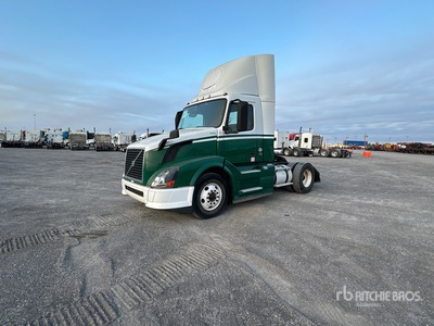2015 Volvo VNL 4x2 تراكتور شاحنة (أحادي المحور)