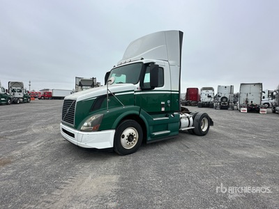 2015 Volvo VNL 4x2 تراكتور شاحنة (أحادي المحور)