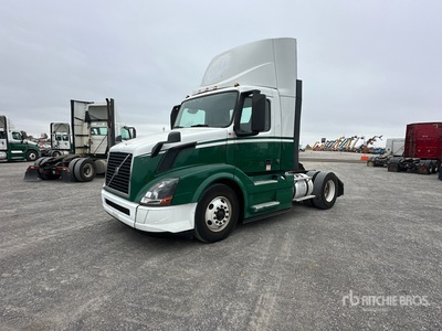 2016 Volvo VNL 4x2 تراكتور شاحنة (أحادي المحور)