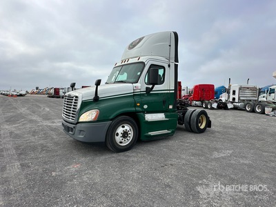 2017 Freightliner Cascadia 125 4x2 تراكتور شاحنة (أحادي المحور)