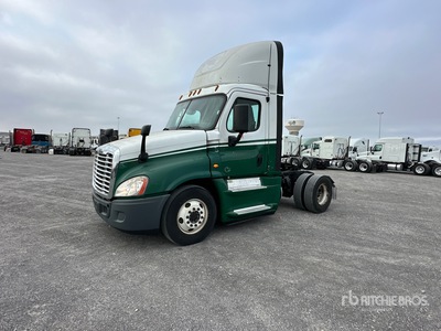 2017 Freightliner Cascadia 125 4x2 تراكتور شاحنة (أحادي المحور)