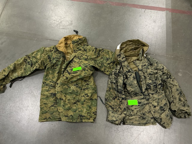 (38) Camouflage Parkas