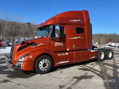 2019 Volvo VNL 6x4 Cabeza Tractora Cabina Dormitorio