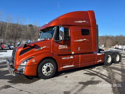 2019 Volvo VNL 6x4 Tracteur Routier Couchette