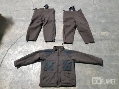 (52) Cold Weather Jackets & Bibs