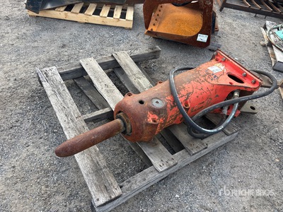 Case 16 in الكسارة الهيدروليكية ذات المحراث الخلفي