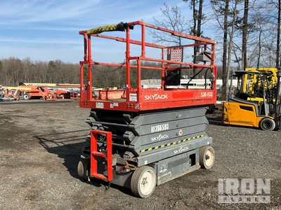 2015 Skyjack SJIII 4632 Electric Scissor Lift