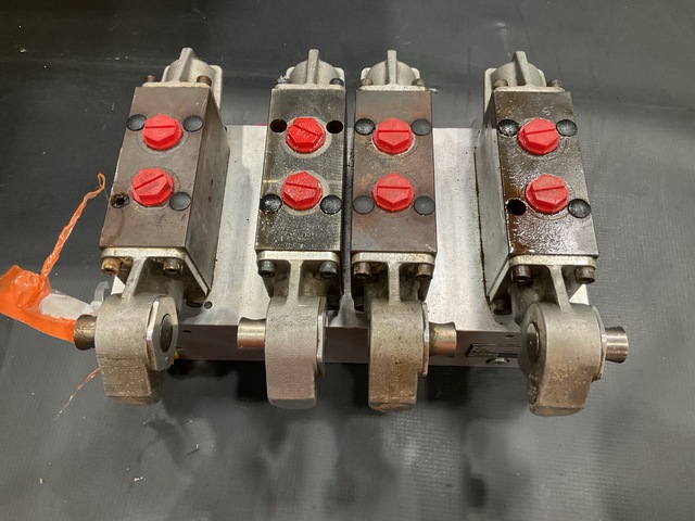 Parker-Hannifin 2CT401 Directional Control Linear Valve