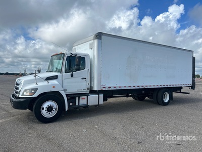 2019 Hino 268 4x2 Van Truck