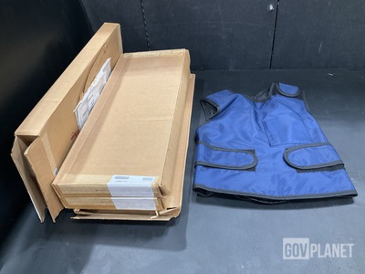 (4) Protective Aprons