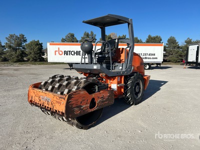 2012 Hamm 3205 Smooth Drum Compactor