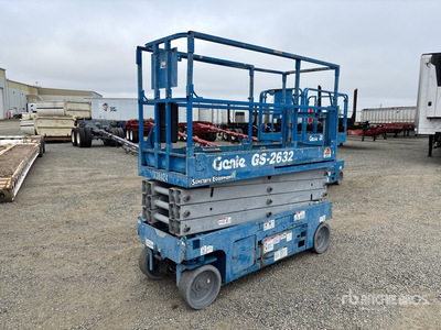 2015 Genie GS-2632 Electric Schaarlift (Inoperable)