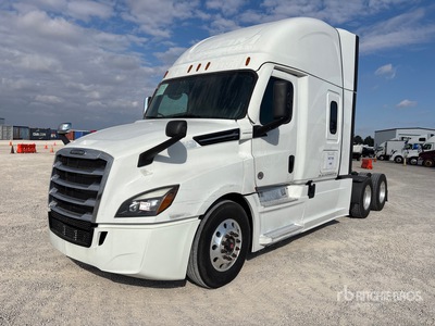 2021 Freightliner Cascadia 126 6x4 T/A Sleeper Truck Tractor