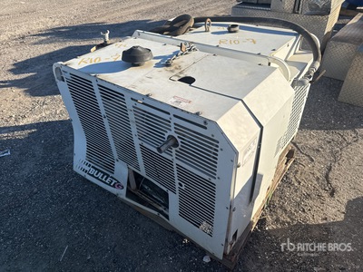 Quantity of (2) Boss Bullet G 70 cfm Compresseur à air