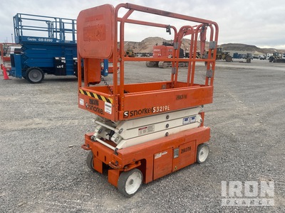 2018 Snorkel S3219E Electric Scissor Lift