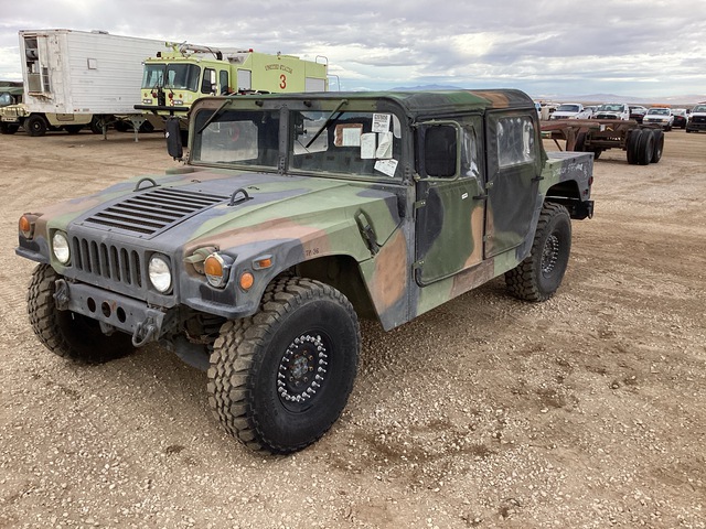 2006 AM General M1097 HMMWV 4 Door Soft Top w/Truck Body
